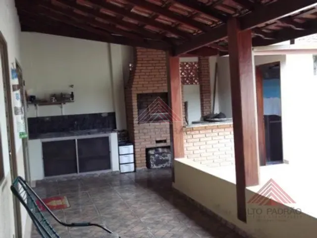 Casa à venda, no bairro Jardim Itália em Araraquara
