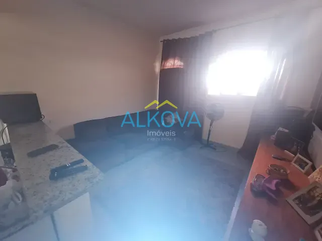 Casa 2 quartos e 1 banheiro, à venda, no bairro Jardim Satélite em São José dos Campos