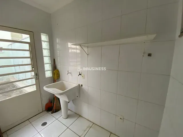 Casa com 342m² 6 quartos e 4 banheiros, à venda ou para alugar, no bairro Jardim Portal de Itaici em Indaiatuba