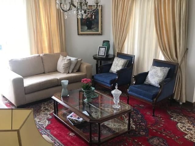 Casa com 420m² 4 quartos e 4 banheiros, à venda, no bairro Alphaville em Santana de Parnaíba