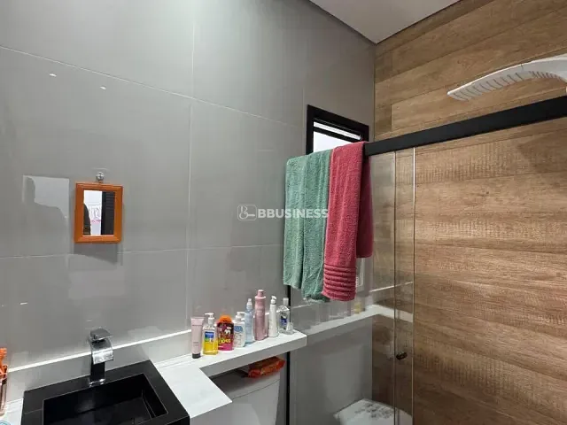 Casa 3 quartos e 2 banheiros, à venda, no bairro Jardim São Sebastião em Hortolândia