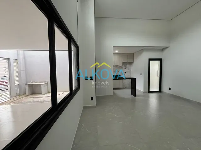 Casa com 175m² 3 quartos e 2 banheiros, à venda, no bairro Portal dos Passaros em São José dos Campos