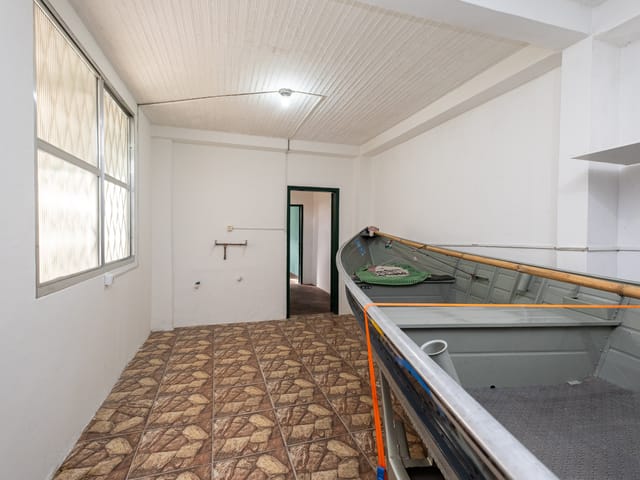 Casa 3 quartos e 4 banheiros, à venda, no bairro Areal em Pelotas