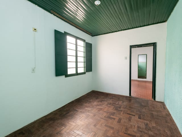 Casa 3 quartos e 4 banheiros, à venda, no bairro Areal em Pelotas