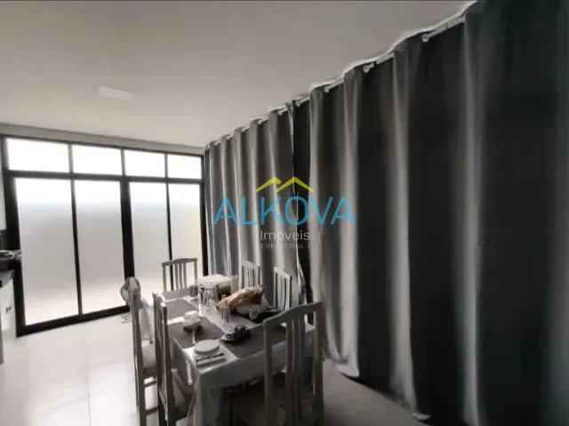 Casa com 250m² 3 quartos e 3 banheiros, à venda, no bairro Loteamento Fazenda Ronda em São José dos Campos
