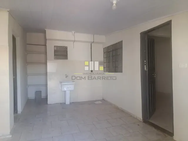 Casa com 425m² 2 quartos e 1 banheiro, para alugar, no bairro Centro em Sumaré