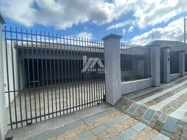 Casa 3 quartos e 1 banheiro, à venda, no bairro Jardim Carvalho em Ponta Grossa