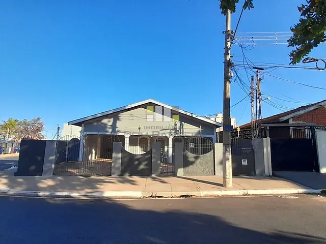 Casa com 340m² 3 quartos e 3 banheiros, à venda, no bairro Vila Santana em Sumaré
