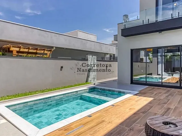 Casa com 464m² 4 quartos e 5 banheiros, à venda, no bairro Condomínio Residencial Colinas do Paratehy em São José dos Campos