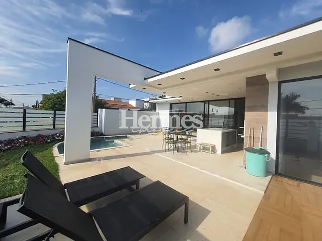 Casa 3 quartos e 4 banheiros, à venda, no bairro Parque Brasil 500 em Paulínia