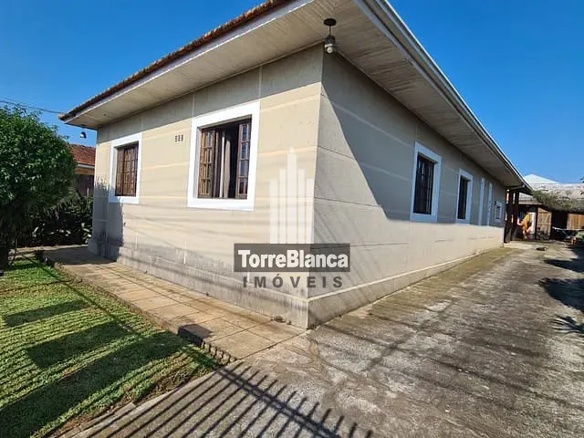 Casa com 434m² 4 quartos e 3 banheiros, à venda, no bairro Nova Rússia em Ponta Grossa