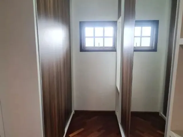 Casa com 256m² 4 quartos e 2 banheiros, à venda, no bairro Urbanova em São José Dos Campos