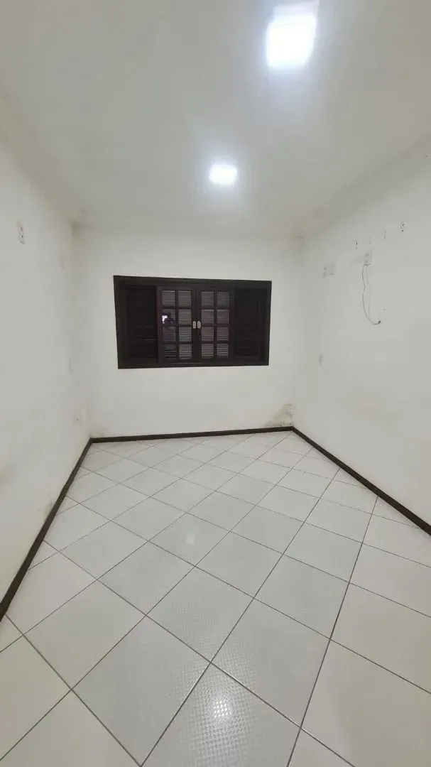 Casa, 4 quartos, 262 m² - Foto 13