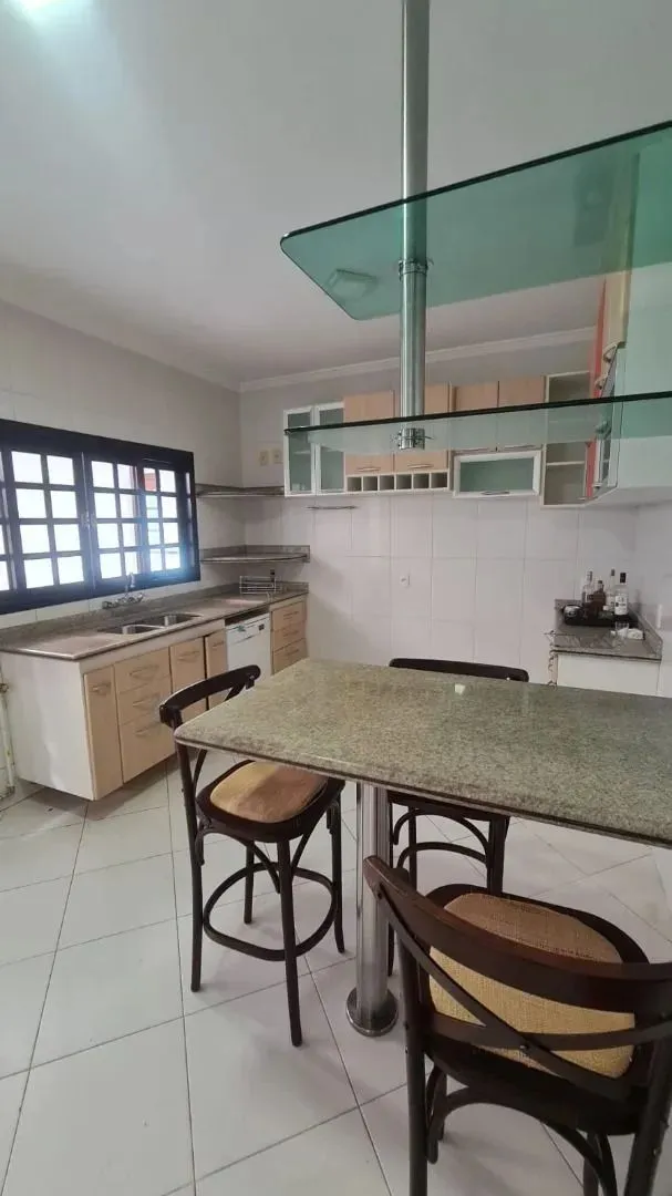 Casa, 4 quartos, 262 m² - Foto 21