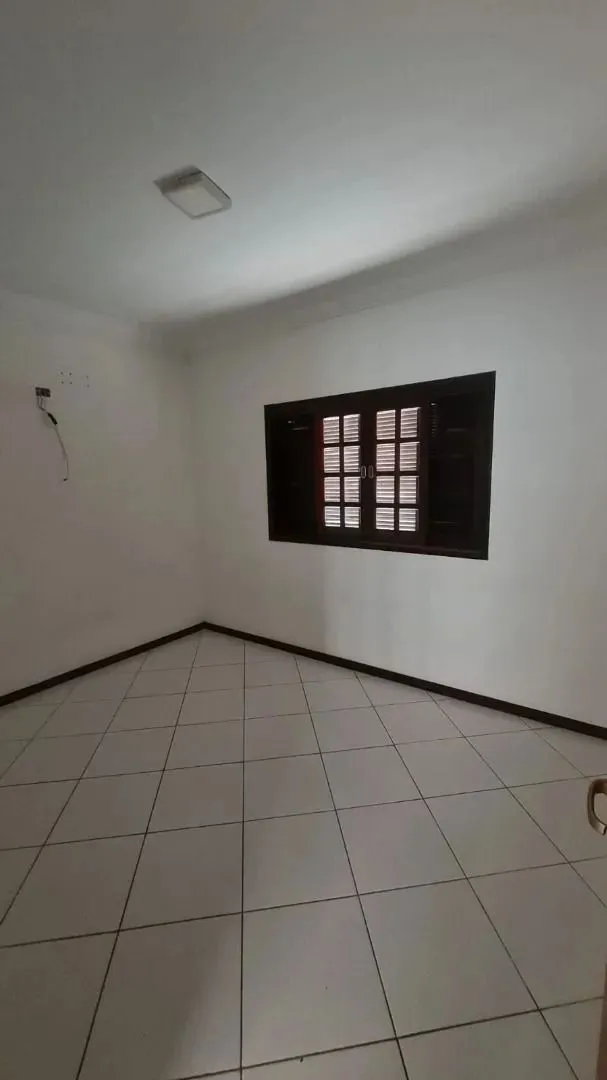 Casa, 4 quartos, 262 m² - Foto 17