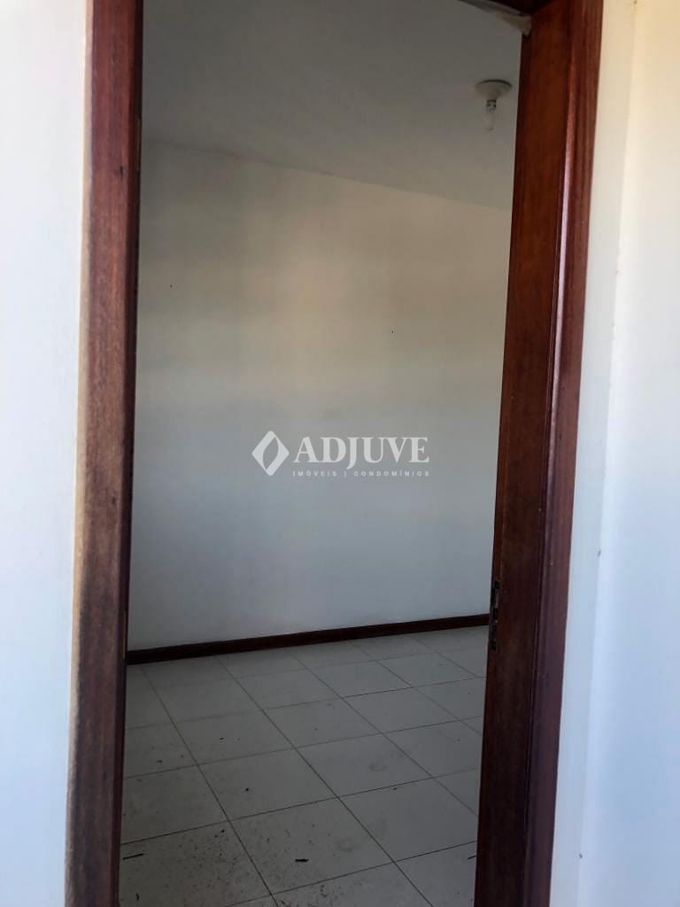 Casa à venda com 2 quartos, 57m² - Foto 5