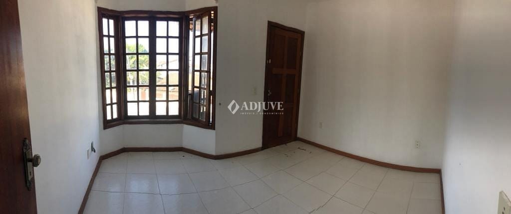 Casa à venda com 2 quartos, 57m² - Foto 16