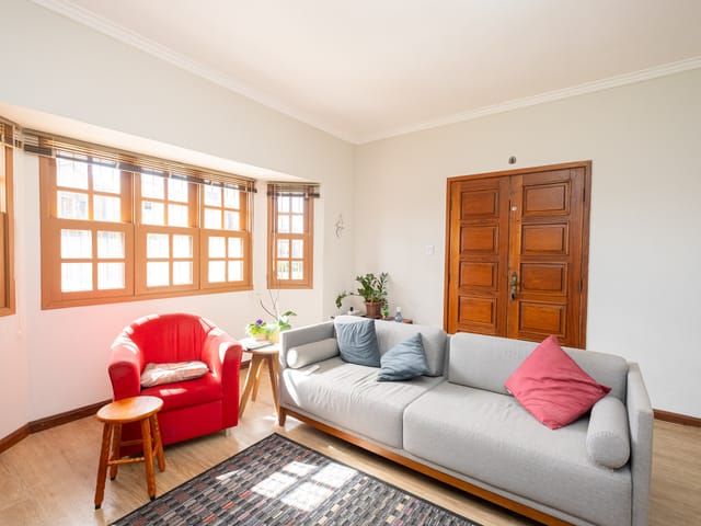 Casa 3 quartos e 2 banheiros, à venda, no bairro Centro em Pelotas
