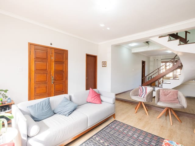 Casa 3 quartos e 2 banheiros, à venda, no bairro Centro em Pelotas
