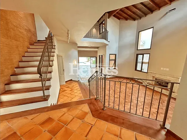 Casa com 600m² 4 quartos e 6 banheiros, à venda, no bairro Loteamento Residencial Barão do Café em Campinas