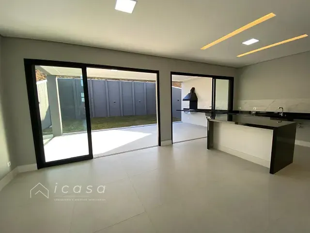 Casa com 330m² 3 quartos e 3 banheiros, à venda, no bairro Loteamento Terras Alpha São José dos Campos em São José dos Campos