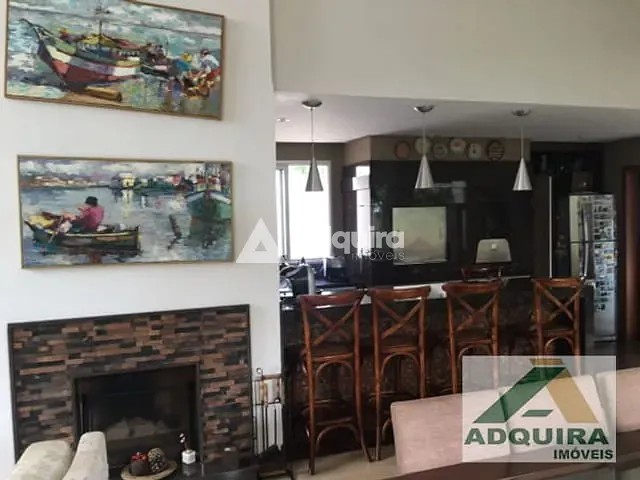 Casa com 610m² 5 quartos e 4 banheiros, à venda, no bairro Colônia Dona Luíza em Ponta Grossa