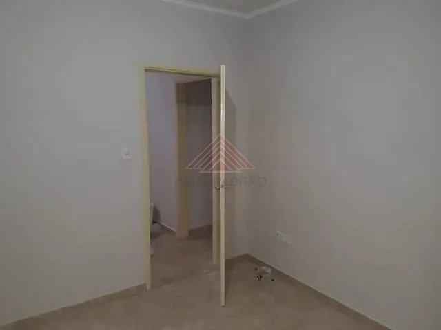 Casa com 300m², à venda, no bairro Jardim Sônia Maria em Mauá