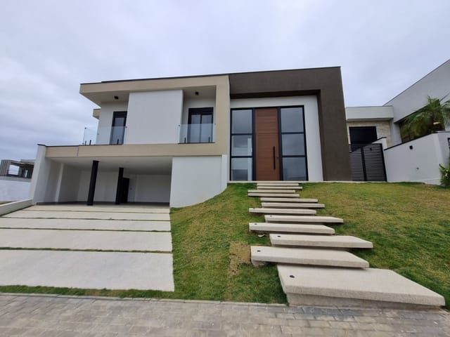 Casa com 454m² 4 quartos e 5 banheiros, à venda, no bairro Urbanova em São José dos Campos