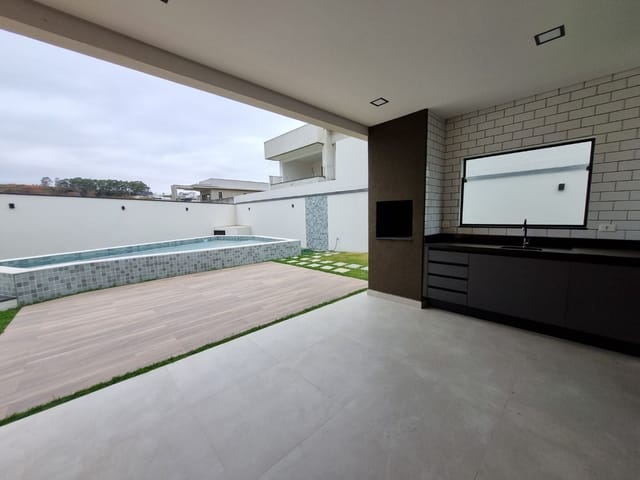 Casa com 454m² 4 quartos e 5 banheiros, à venda, no bairro Urbanova em São José dos Campos