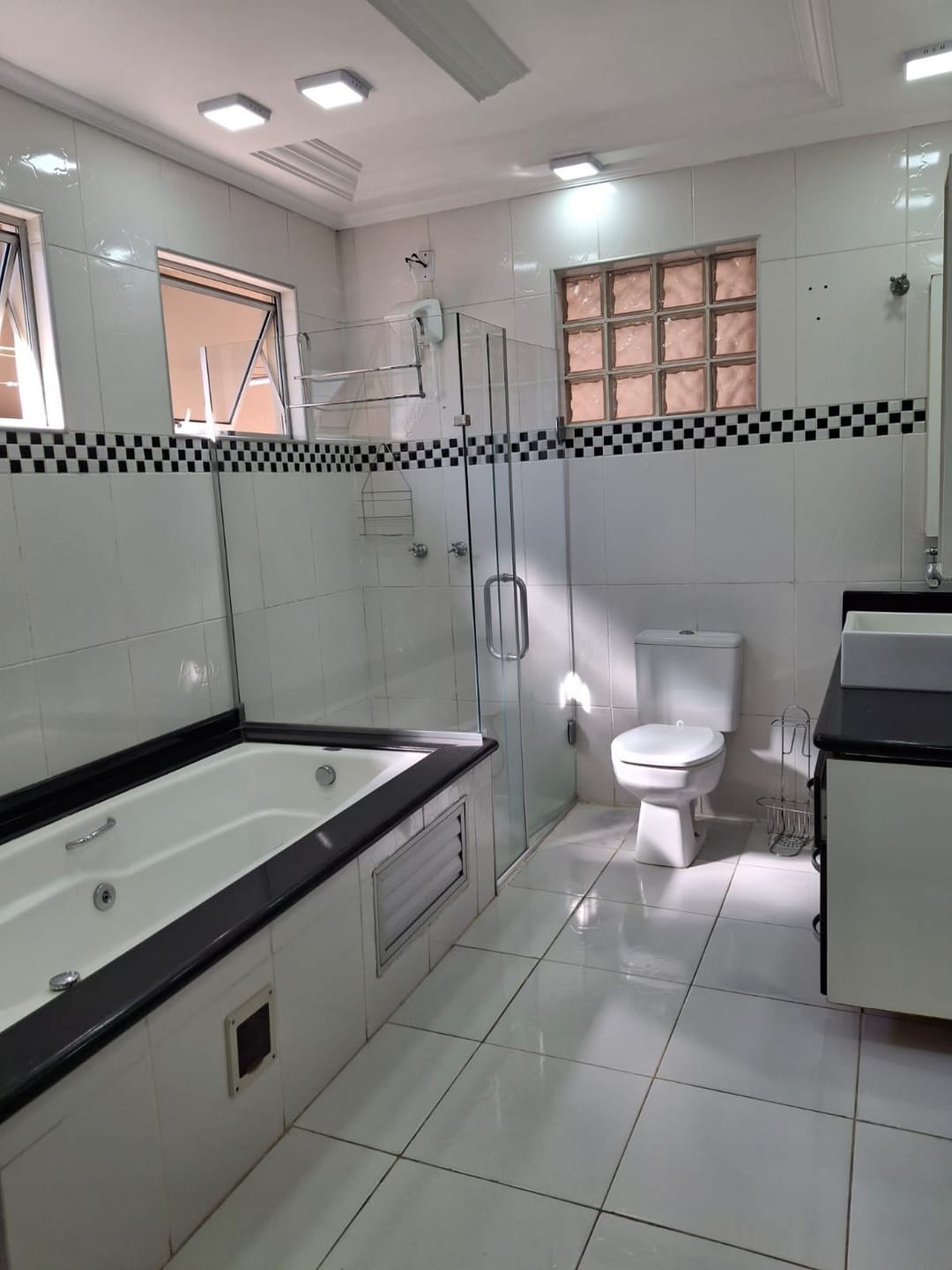 Casa, 2 quartos, 250 m² - Foto 31