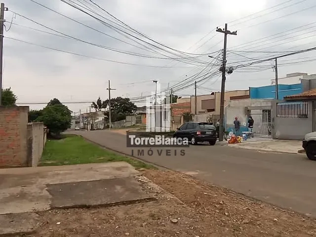 Casa com 495m² 2 quartos e 2 banheiros, à venda, no bairro Neves em Ponta Grossa