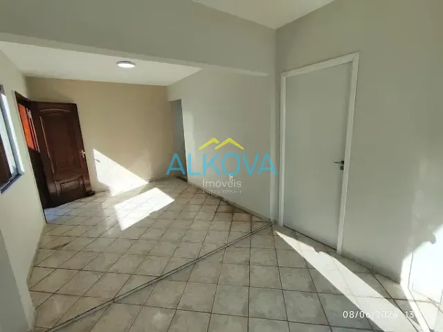 Casa com 275m² 4 quartos e 3 banheiros, à venda ou para alugar, no bairro Jardim Portugal em São José dos Campos