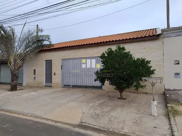 Casa com 300m² 3 quartos e 1 banheiro, à venda, no bairro Parque Manoel de Vasconcelos em Sumaré