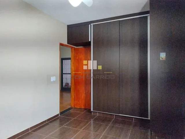 Casa com 300m² 3 quartos e 1 banheiro, à venda, no bairro Parque Manoel de Vasconcelos em Sumaré