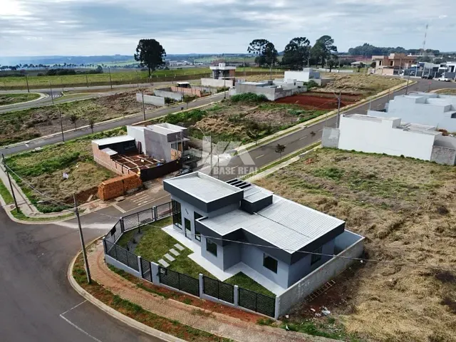 Casa 3 quartos e 2 banheiros, à venda, no bairro Industrial em Guarapuava