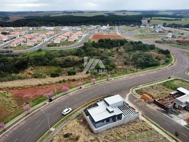 Casa 3 quartos e 2 banheiros, à venda, no bairro Industrial em Guarapuava