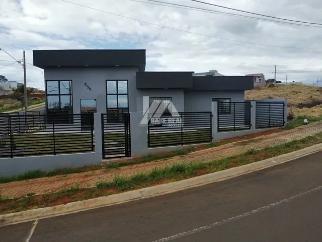 Casa 3 quartos e 2 banheiros, à venda, no bairro Industrial em Guarapuava