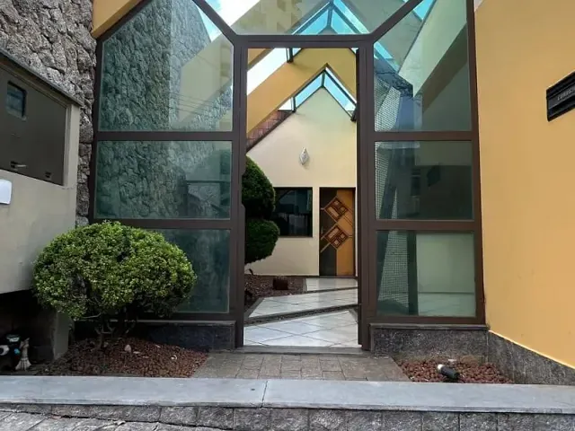 Casa 3 quartos e 2 banheiros, à venda, no bairro Jardim Avelino em São Paulo