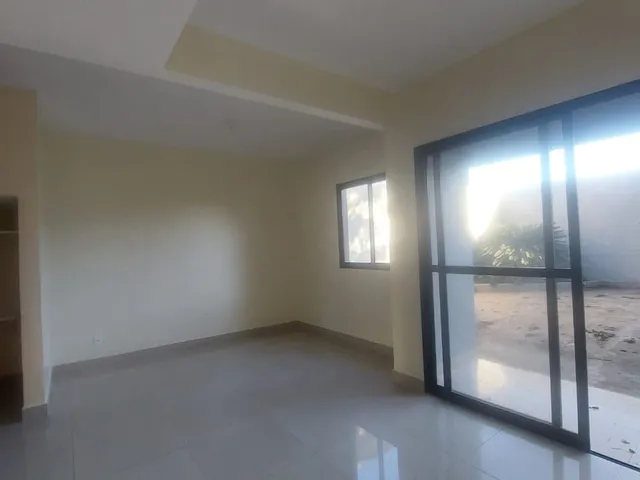 Foto do Casa - Aluga-se casa no condomínio Green Village com 3 dormitórios, 3 banheiros, 2 vagas cobertas e lazer completo no condomínio | IMOBILIARIA FIGUEIREDO