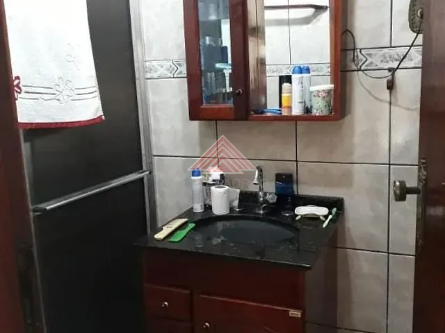 Casa com 250m² 2 quartos e 2 banheiros, à venda, no bairro Jardim Pedroso em Mauá