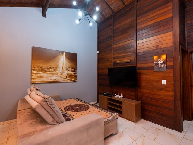 Casa 3 quartos e 2 banheiros, à venda, no bairro Laranjal em Pelotas