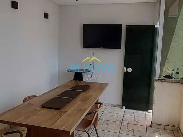 Casa com 150m² 3 quartos e 3 banheiros, à venda, no bairro Conjunto Residencial Trinta e Um de Março em São José dos Campos