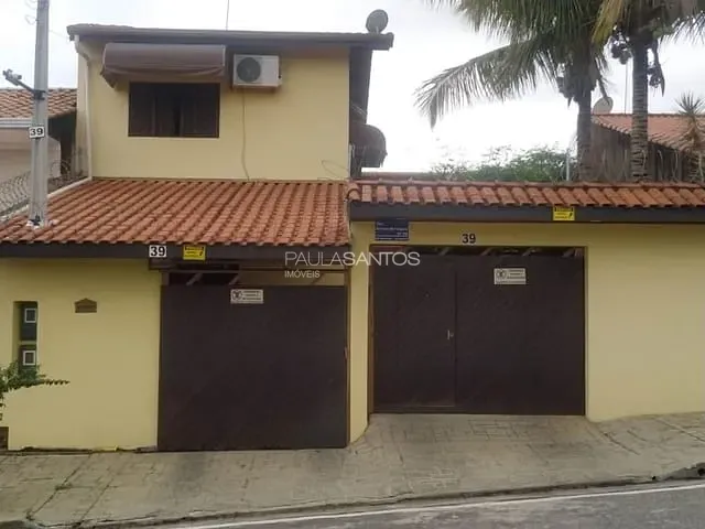 Casa com 275m² 3 quartos e 2 banheiros, à venda, no bairro Jardim Bertanha em Sorocaba