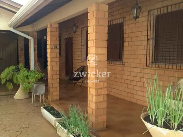 Casa com 540m² 3 quartos e 3 banheiros, à venda, no bairro Jardim Paulista em Bauru