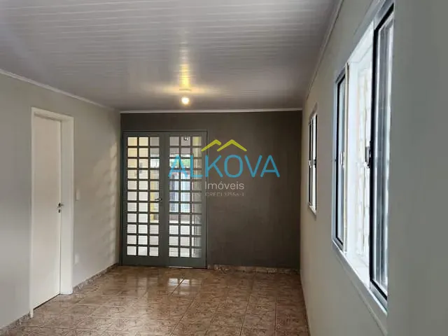 Casa com 300m², para alugar, no bairro Jardim Satélite em São José dos Campos