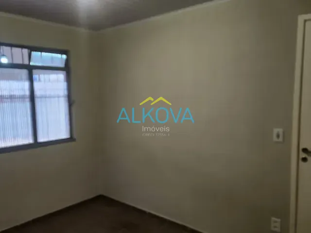 Casa com 300m², para alugar, no bairro Jardim Satélite em São José dos Campos
