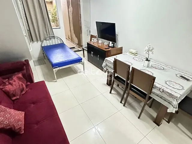 Casa com 67m² 2 quartos e 2 banheiros, à venda, no bairro Jardim dos Comerciários (Venda Nova) em Belo Horizonte