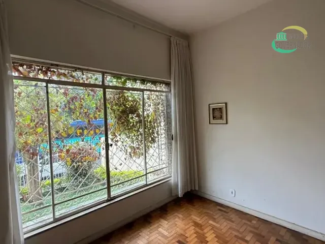 Casa com 363m² 4 quartos e 2 banheiros, à venda ou para alugar, no bairro Jardim Novo Botafogo em Campinas