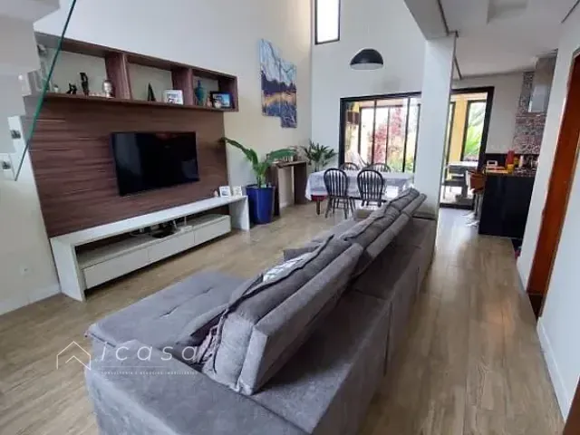 Casa com 250m² 3 quartos e 5 banheiros, à venda, no bairro Condomínio Residencial Tecoara em Taubaté