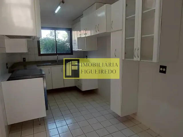 Casa 4 quartos e 5 banheiros, à venda, no bairro Higienópolis em São José do Rio Preto